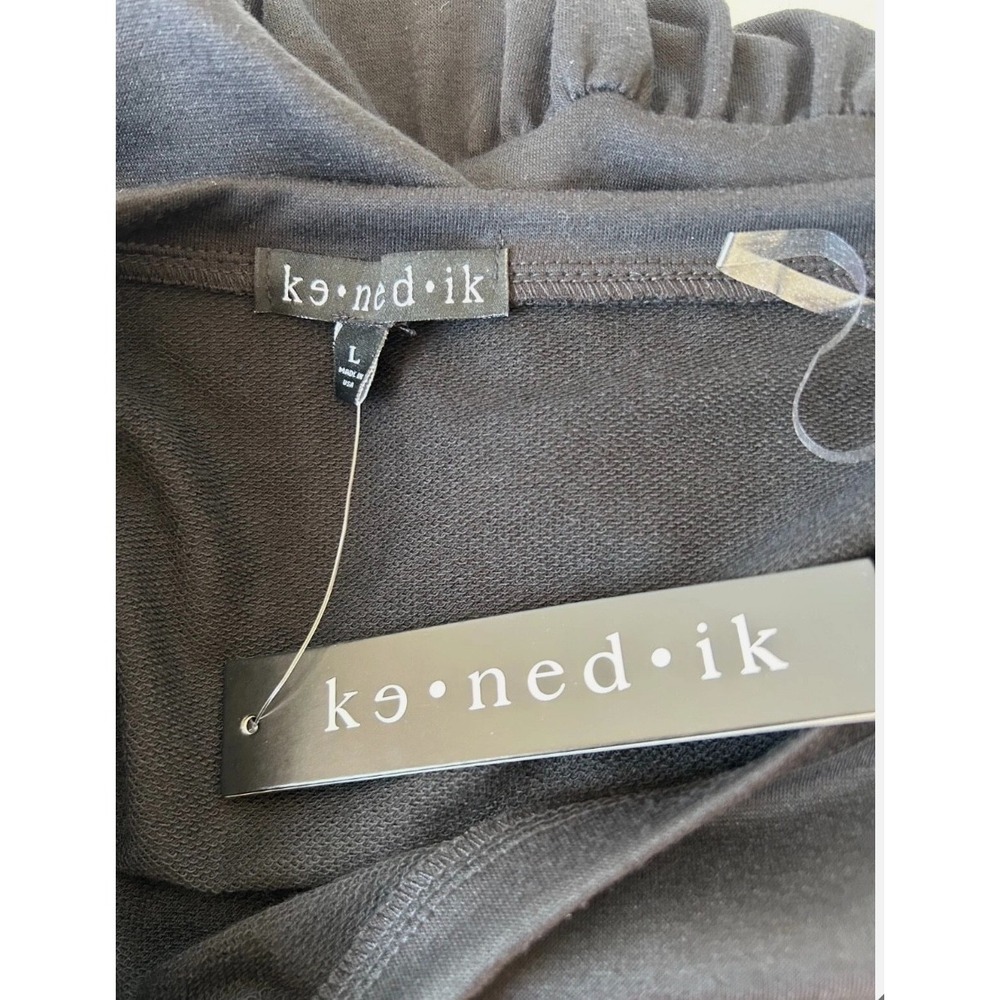 Kenedik Tiered Dress Size Large Black Knit Long Sleeve Short Soft Stretch NWT - Picture 4 of 8